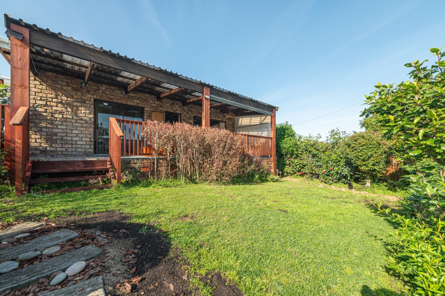3 Bedroom Property for Sale in Fraaiuitsig Western Cape